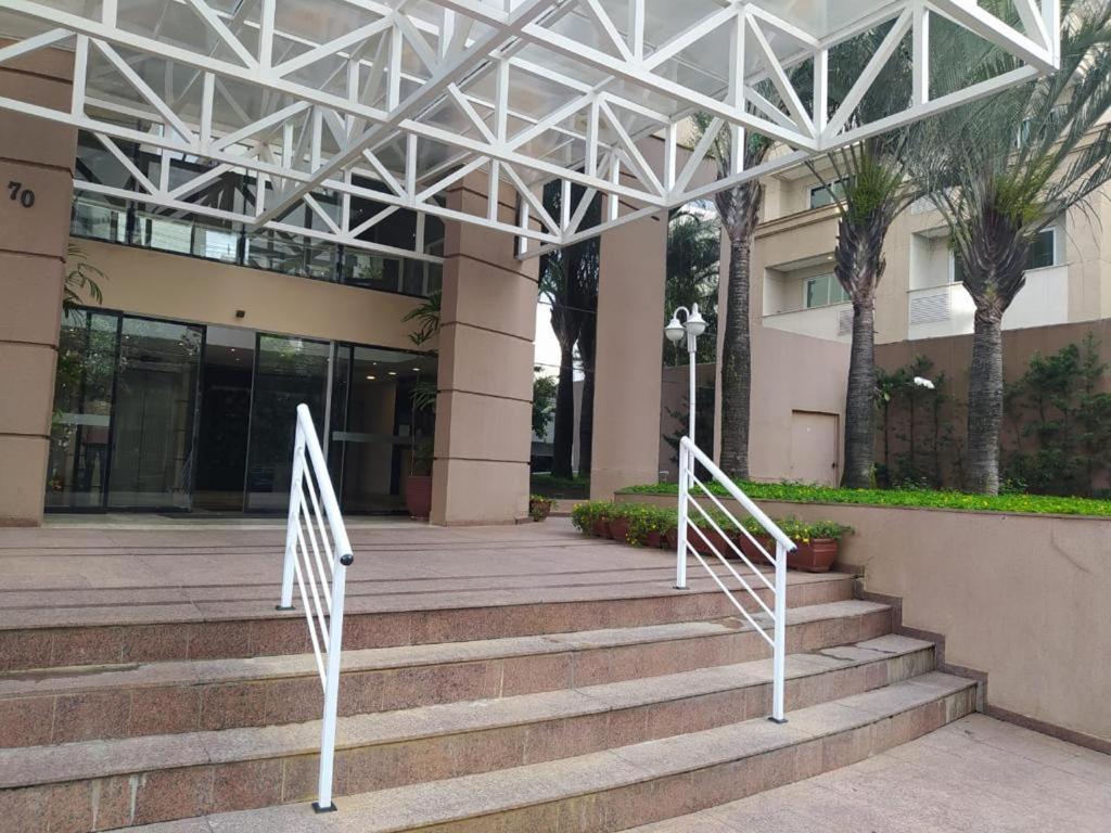 Otimo Flat Jardins Sp Entre Av. Paulista E Pq. Ibirapuera. Apartamento São Paulo